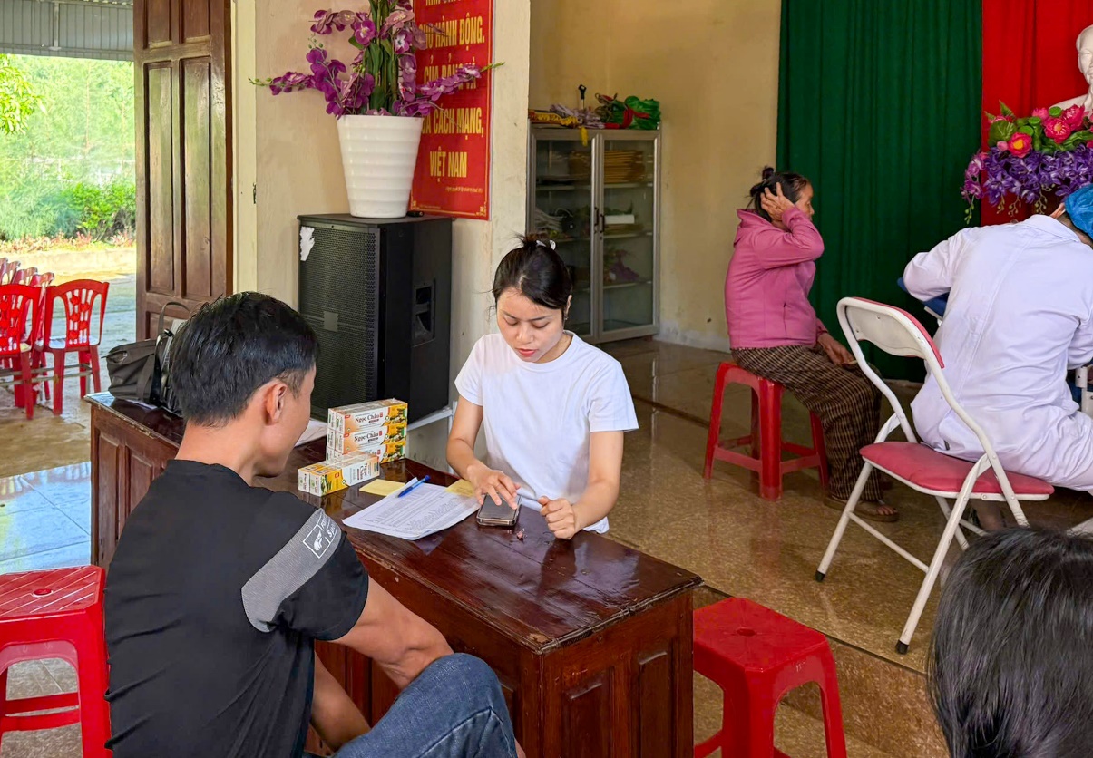 Khảo sát kiến thức, thái độ và hành vi chăm sóc răng miệng của người dân